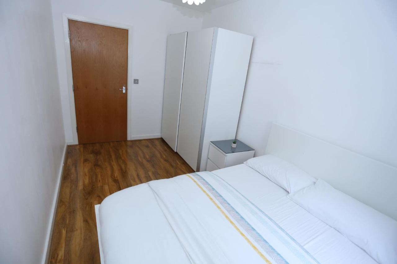 Lovely 2 Bed 2 Toilet Hill House River View Apartment London Eksteriør billede