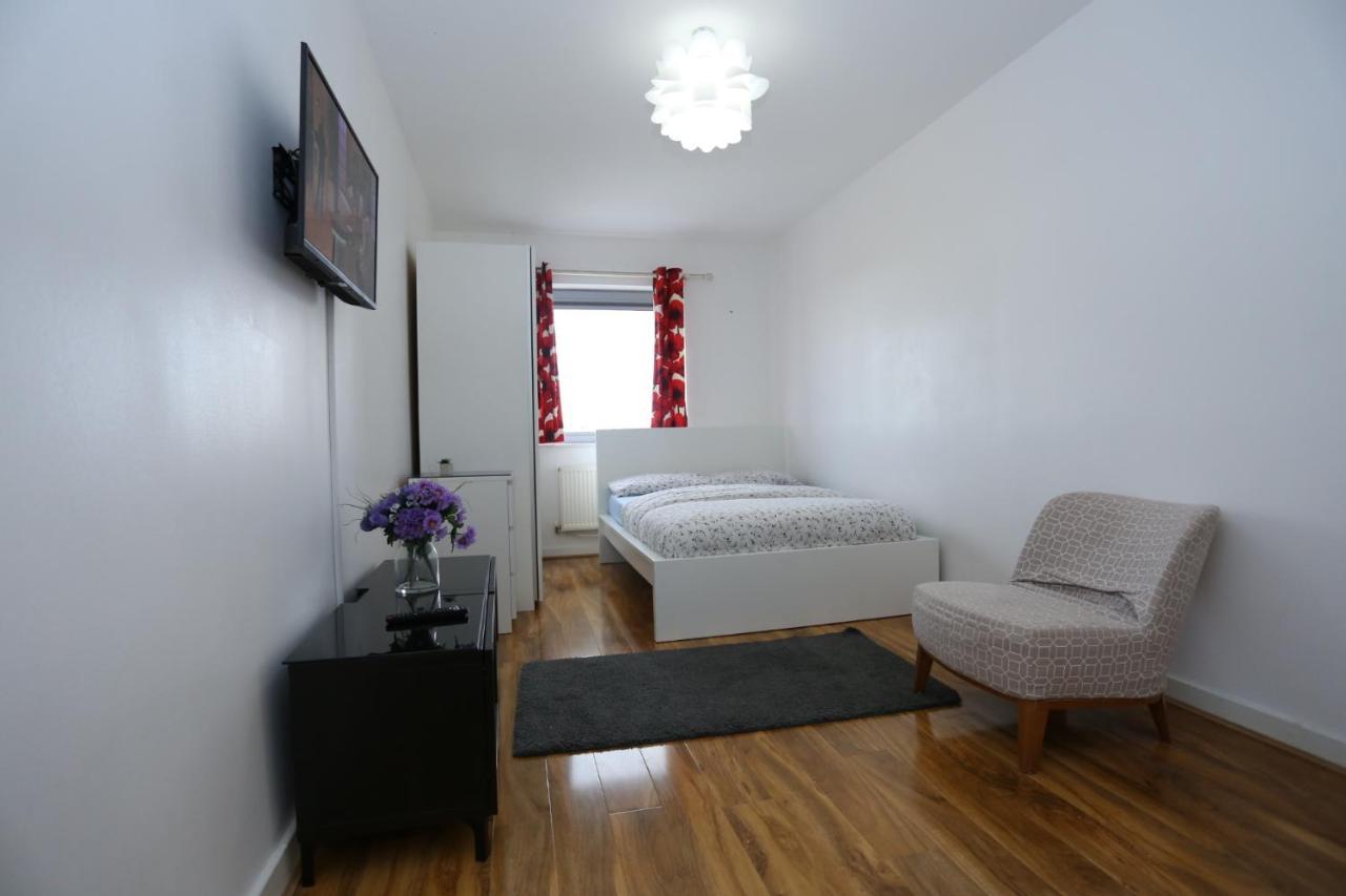Lovely 2 Bed 2 Toilet Hill House River View Apartment London Eksteriør billede